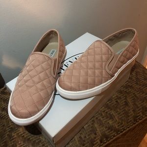Steve Madden blush sneakers